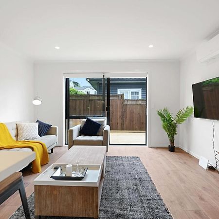 New Towhouse Walk To The Hospital & Cbd & The Lake Χάμιλτον Εξωτερικό φωτογραφία